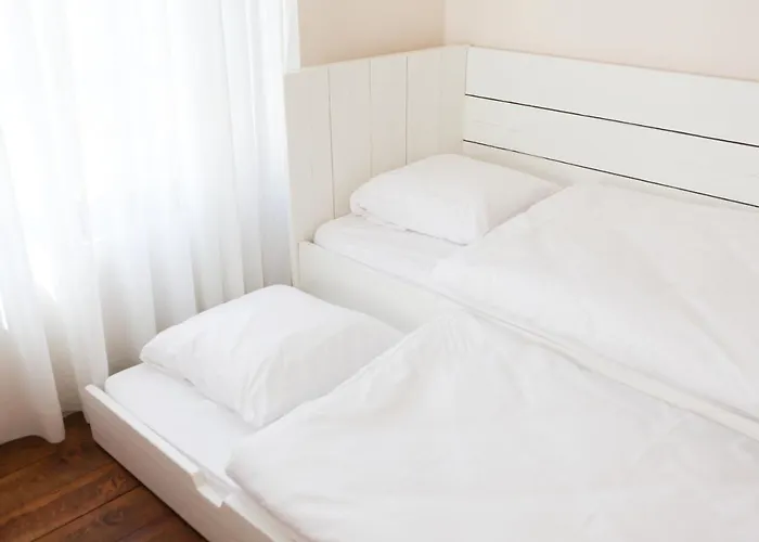 Friday Gent, Exclusive Charming *